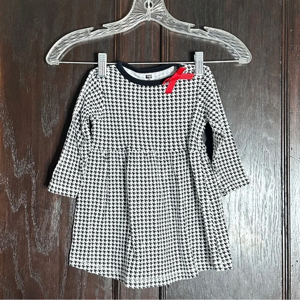 5/$25 😻 Kids' Black and White Casual Dresses Set